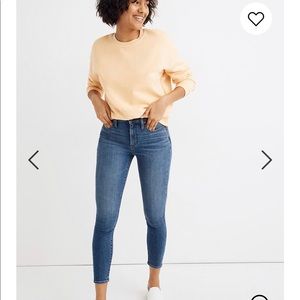 Curvy High Rise Skinny Crop Jeans - Dalstrom Wash